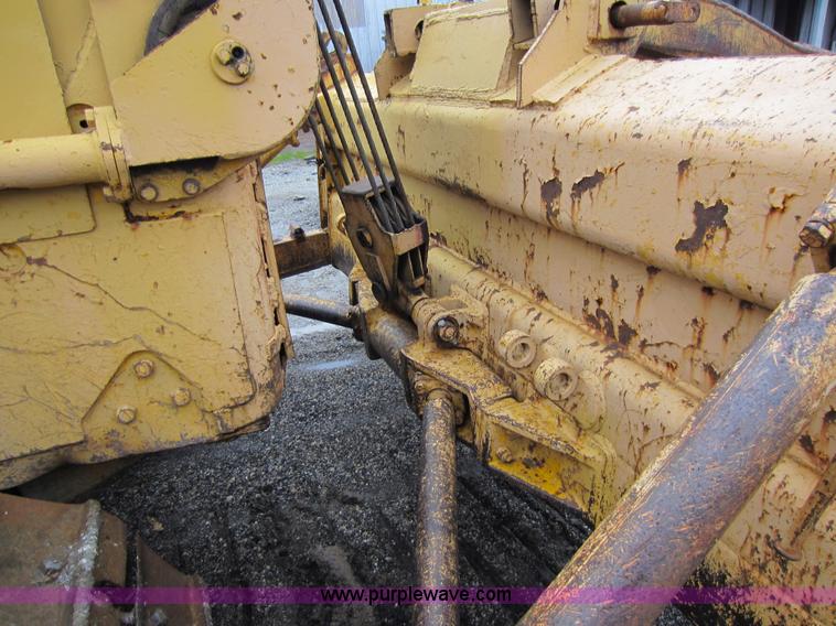 image for item A5671 1967 Caterpillar D6C dozer