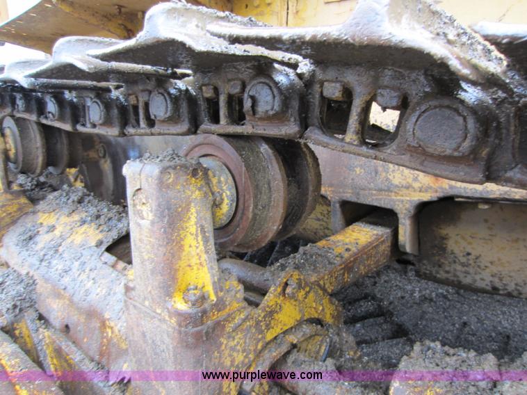 image for item A5671 1967 Caterpillar D6C dozer