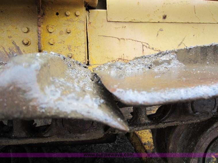 image for item A5671 1967 Caterpillar D6C dozer