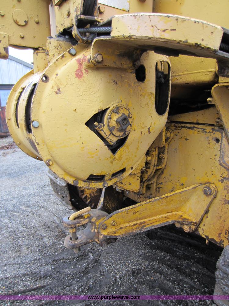 image for item A5671 1967 Caterpillar D6C dozer