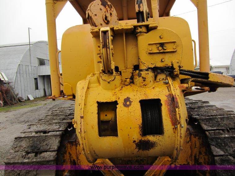 image for item A5671 1967 Caterpillar D6C dozer