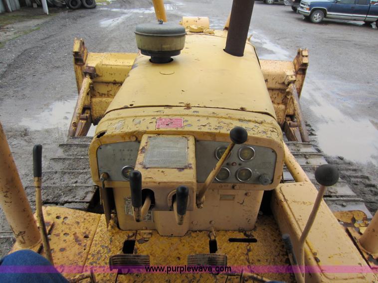 image for item A5671 1967 Caterpillar D6C dozer
