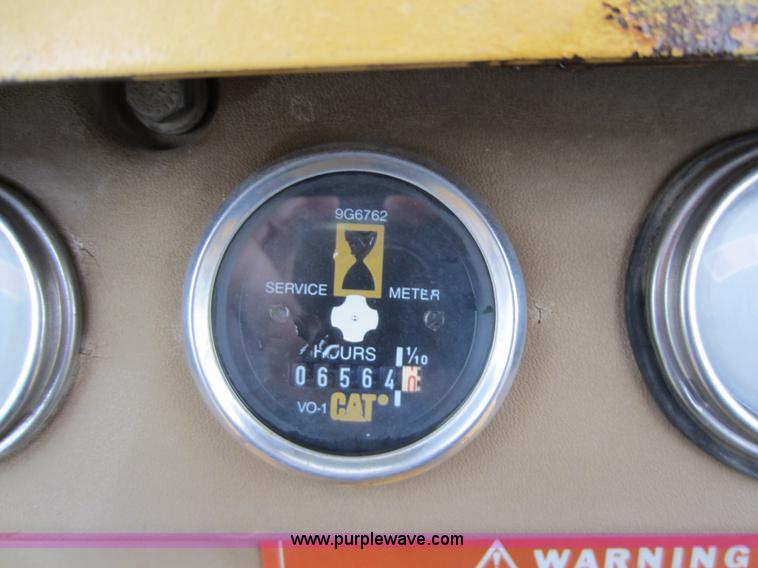 image for item A5672 1983 Caterpillar D3B dozer