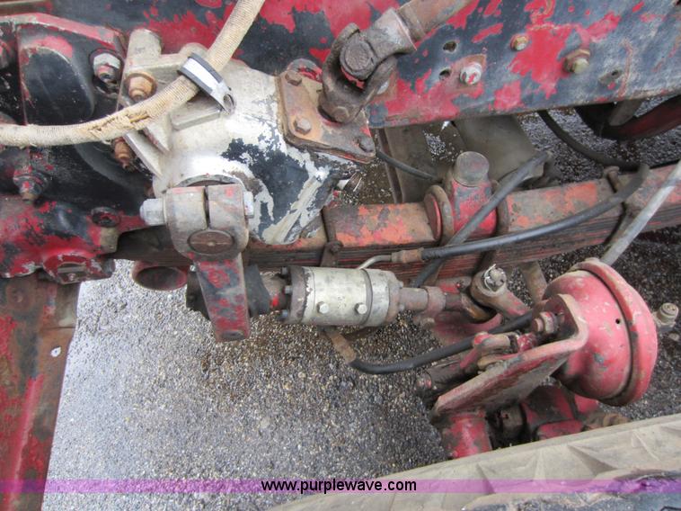 image for item A5673 1977 Mack RS600L crane truck