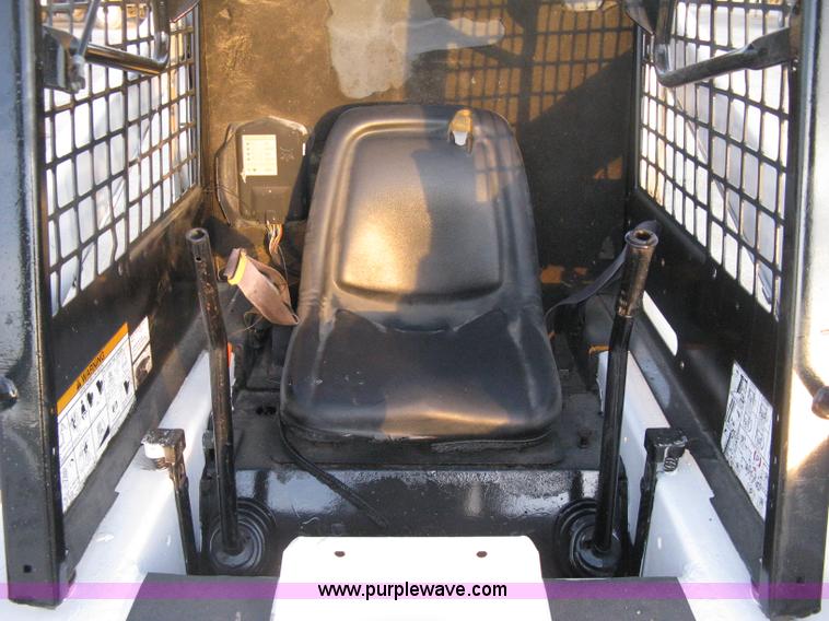 image for item A6020 1995 Bobcat 553 skid steer