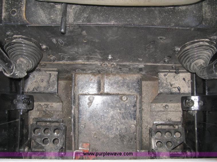 image for item A6021 1999 Bobcat 863 Turbo Advantage series skid steer