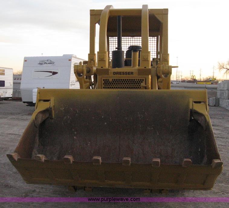 image for item A6022 1997 Dresser 175C track loader