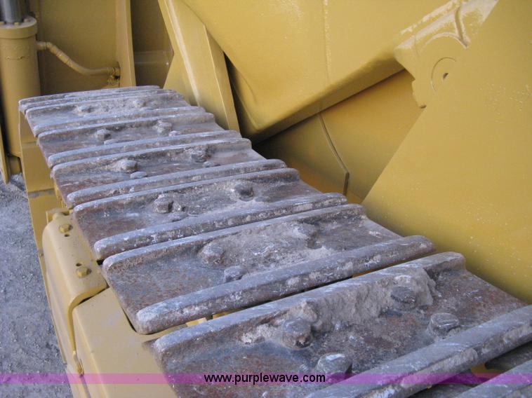 image for item A6022 1997 Dresser 175C track loader