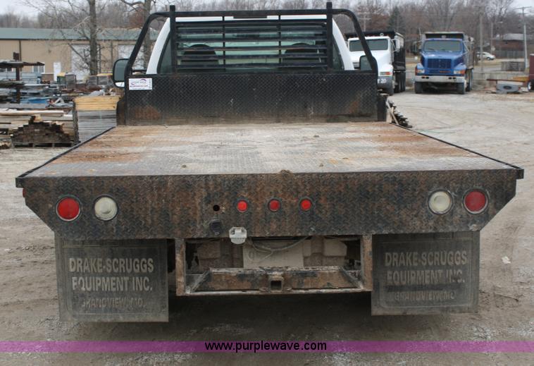 image for item A6622 2001 Ford F450 XL Super Duty pickup truck