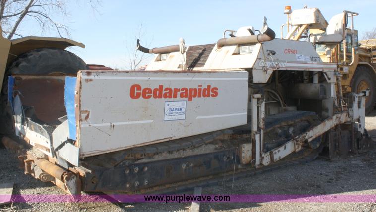 image for item A6626 1991 Cedarapids CR561 asphalt paver