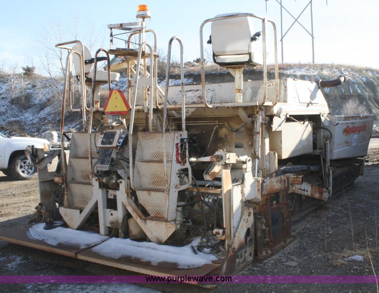 image for item A6626 1991 Cedarapids CR561 asphalt paver