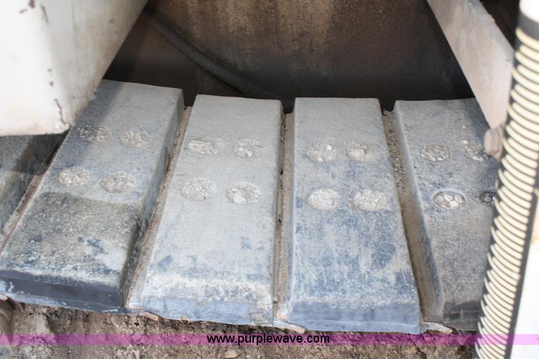 image for item A6626 1991 Cedarapids CR561 asphalt paver