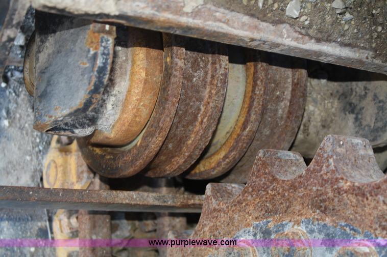 image for item A6626 1991 Cedarapids CR561 asphalt paver