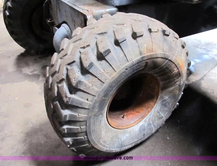 image for item B2529 1988 Simon-aerials AT60C knuckle boom lift