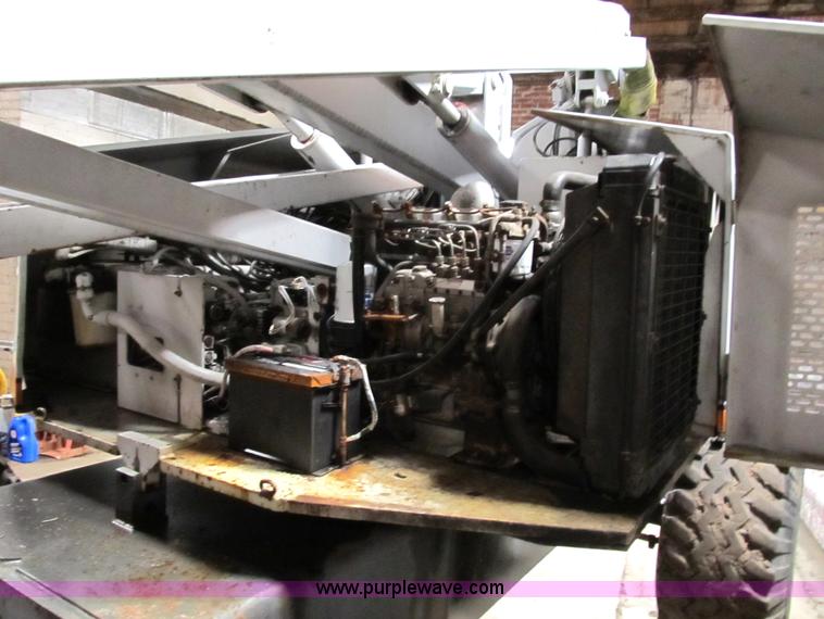 image for item B2529 1988 Simon-aerials AT60C knuckle boom lift