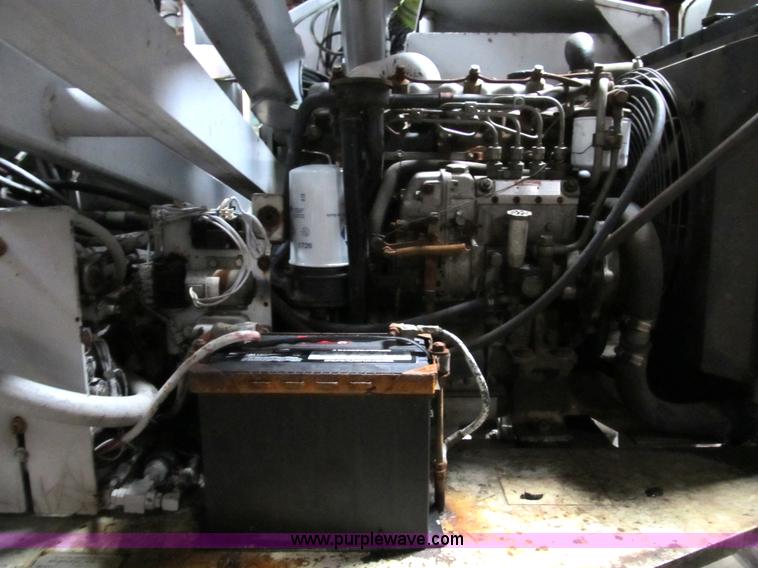 image for item B2529 1988 Simon-aerials AT60C knuckle boom lift