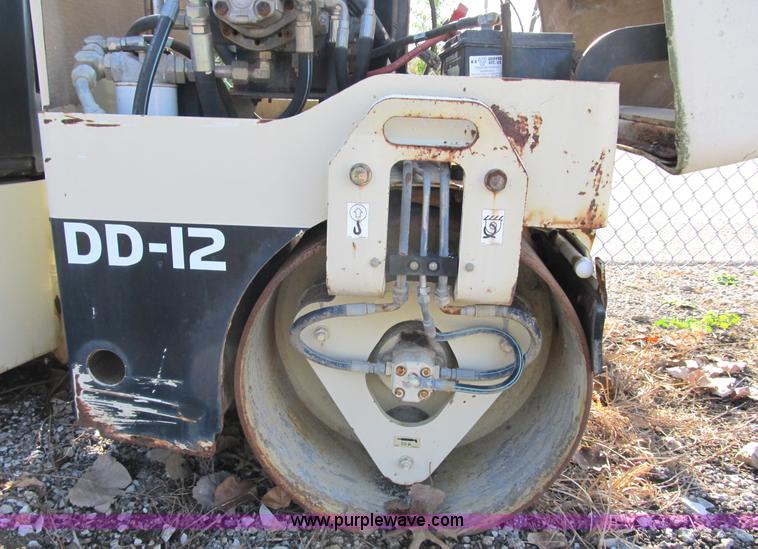 image for item B2558 2000 Ingersoll Rand DD12 vibratory smooth drum roller