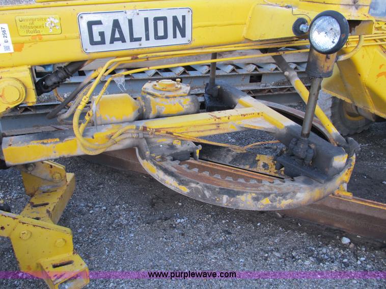 image for item B2567 Galion 503 motor grader