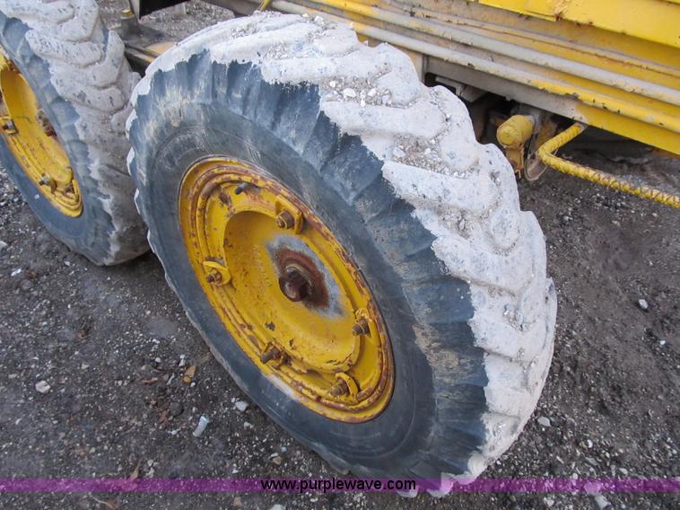 image for item B2567 Galion 503 motor grader