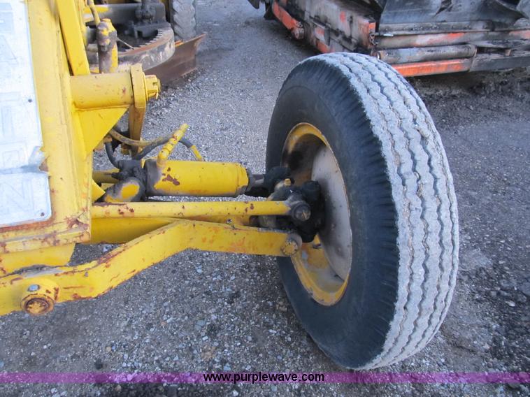 image for item B2567 Galion 503 motor grader
