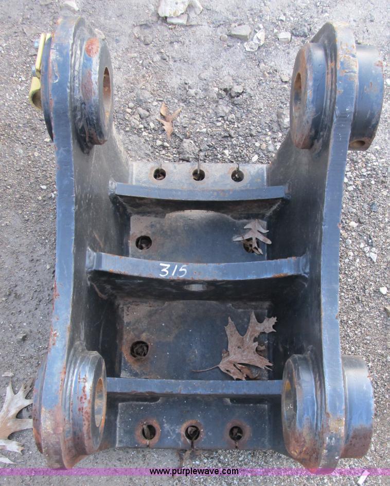 image for item B2571 Caterpillar 315 equipment coupler attachment