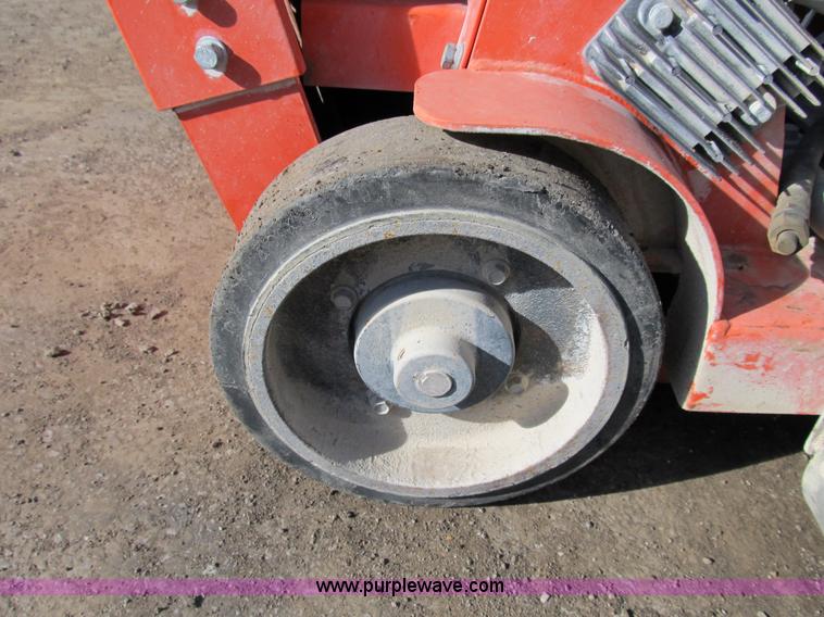 image for item B2573 2008 Husqvarna FS524 concrete saw