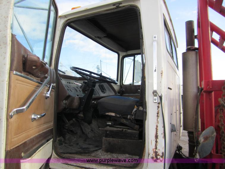 image for item B3157 1970 Ford 8000 winch pole truck