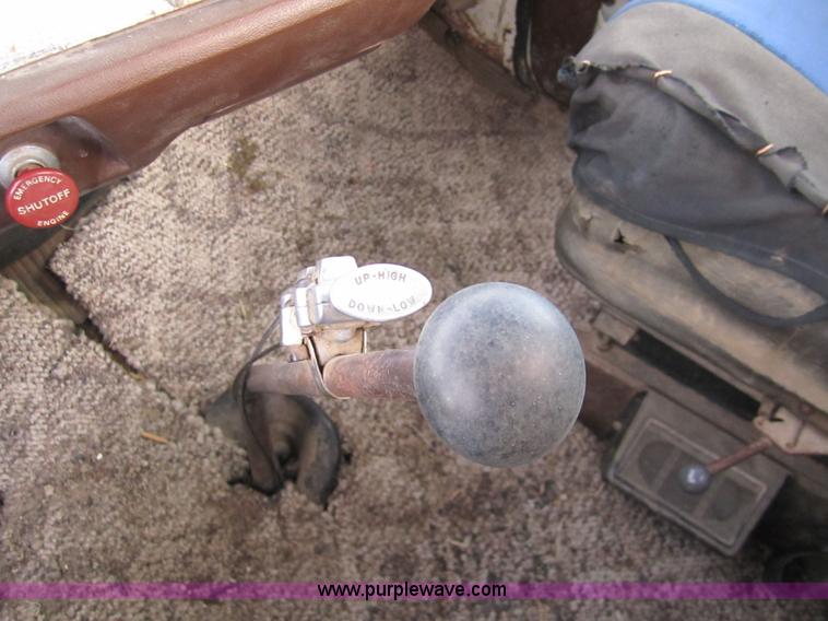 image for item B3157 1970 Ford 8000 winch pole truck