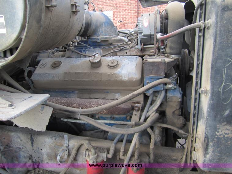 image for item B3157 1970 Ford 8000 winch pole truck