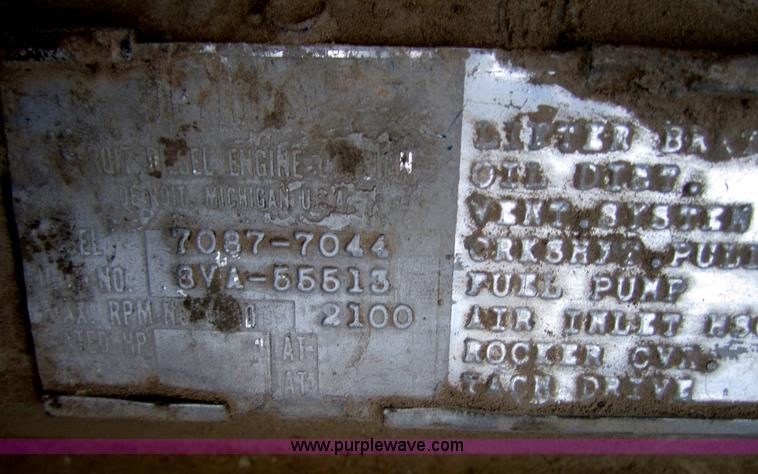 image for item B3157 1970 Ford 8000 winch pole truck