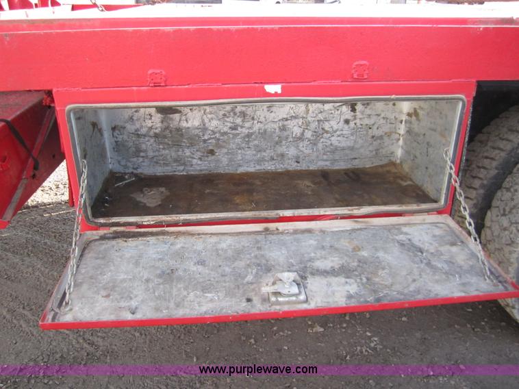 image for item B3157 1970 Ford 8000 winch pole truck