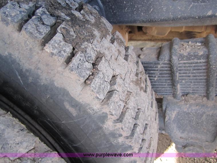 image for item B3157 1970 Ford 8000 winch pole truck