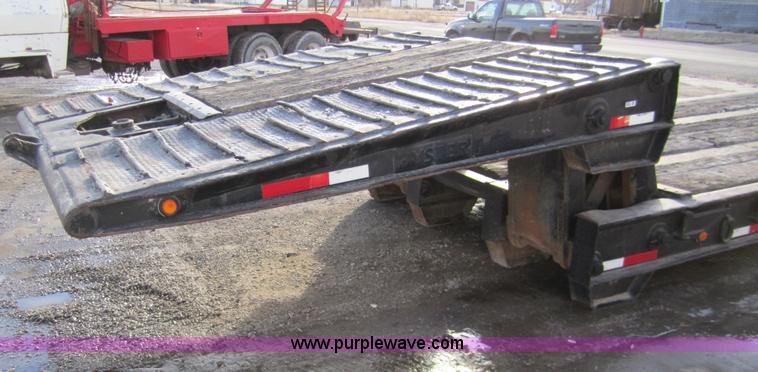 image for item B3158 1970 Hyster 41' neck fold trailer