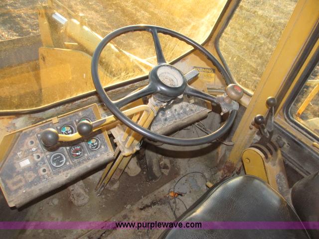 image for item B5089 Clark 75C wheel loader