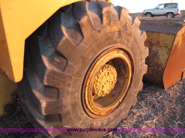 image for item B5089 Clark 75C wheel loader