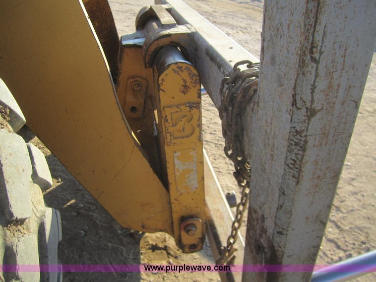 image for item B5538 1995 Caterpillar 938F wheel loader