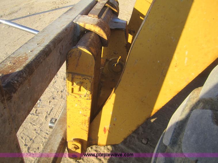 image for item B5538 1995 Caterpillar 938F wheel loader