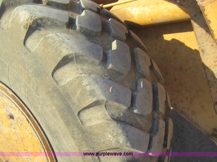 image for item B5538 1995 Caterpillar 938F wheel loader