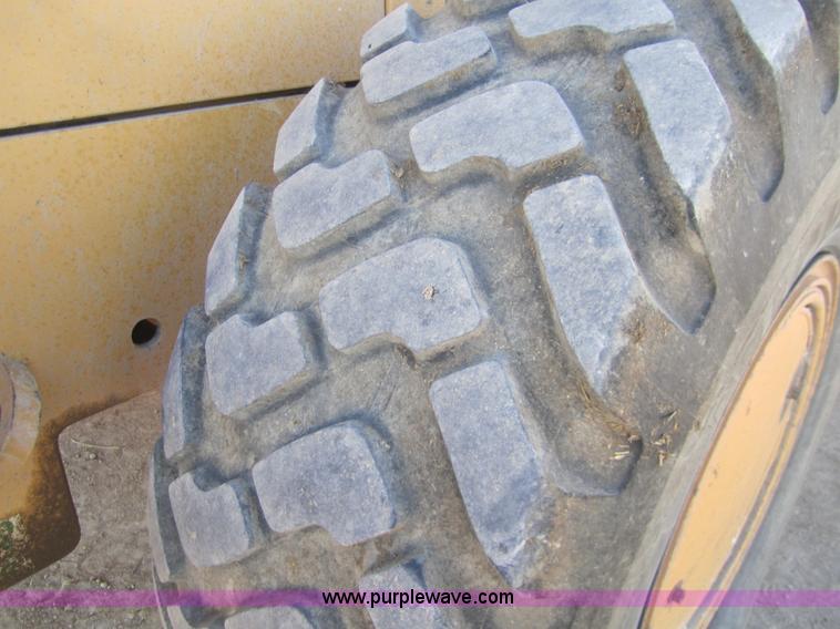 image for item B5538 1995 Caterpillar 938F wheel loader