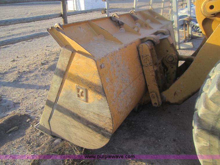 image for item B5538 1995 Caterpillar 938F wheel loader