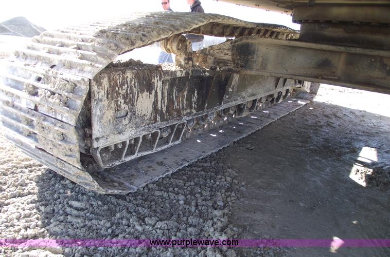image for item B6044 1999 Hitachi EX450LC-5 excavator