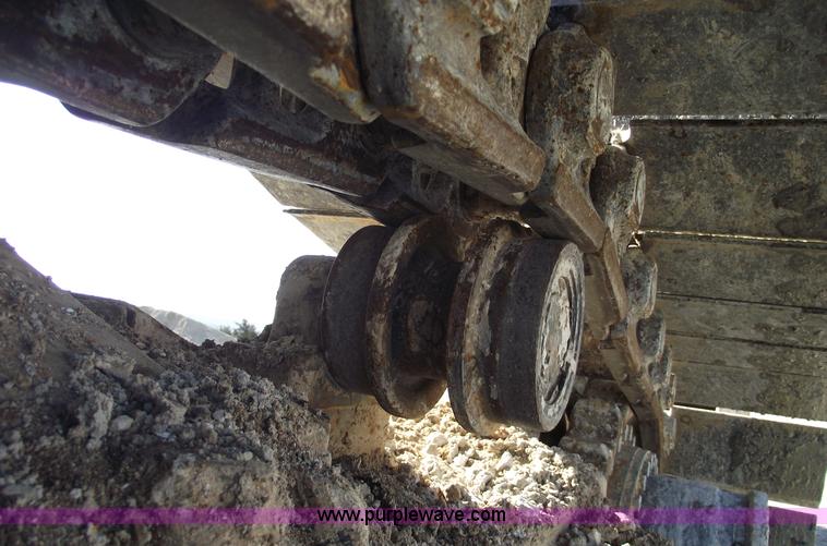 image for item B6044 1999 Hitachi EX450LC-5 excavator