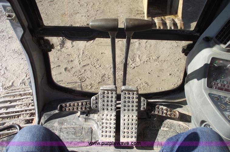 image for item B6044 1999 Hitachi EX450LC-5 excavator