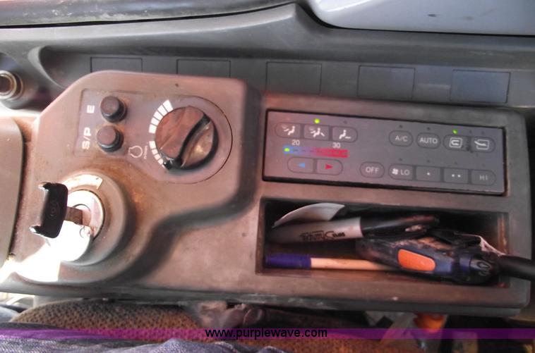 image for item B6044 1999 Hitachi EX450LC-5 excavator