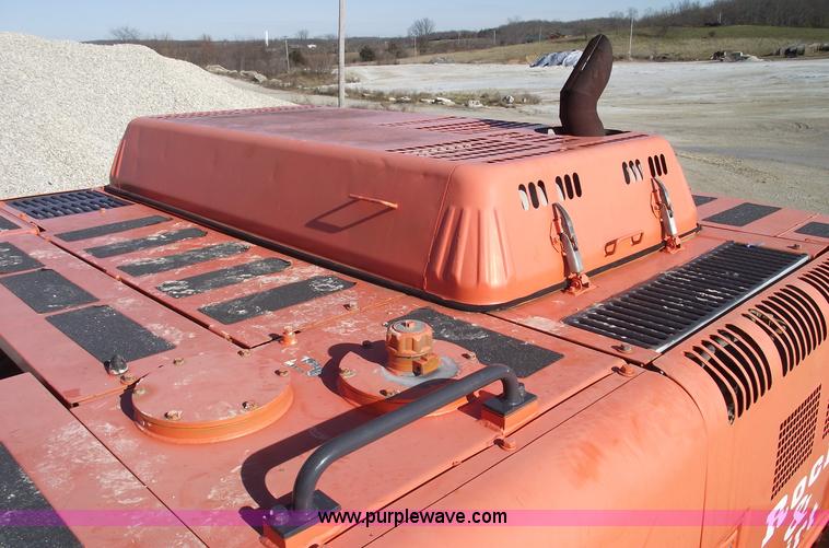 image for item B6044 1999 Hitachi EX450LC-5 excavator