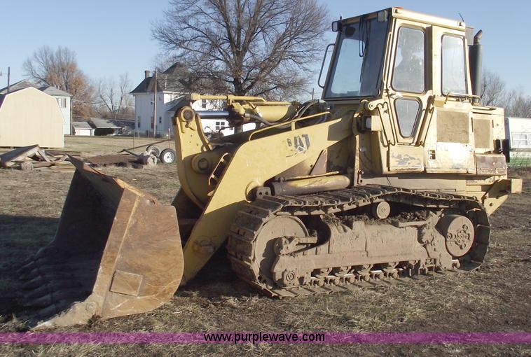 image for item B6046 1995 Caterpillar 963B track loader