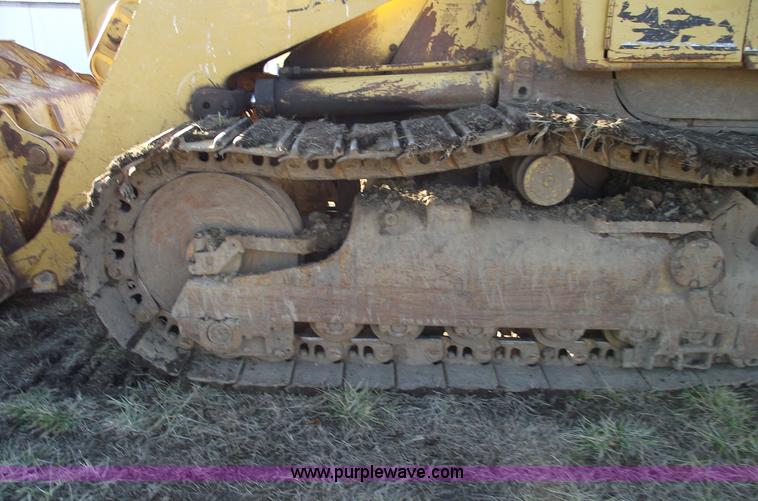 image for item B6046 1995 Caterpillar 963B track loader