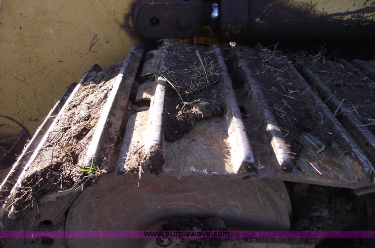 image for item B6046 1995 Caterpillar 963B track loader