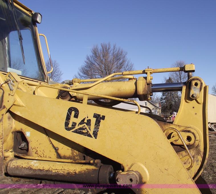 image for item B6046 1995 Caterpillar 963B track loader