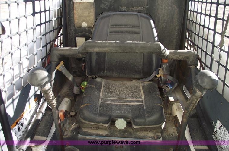 image for item B6059 1995 Bobcat 853H skid steer